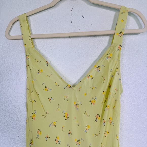 Rumored Yellow Floral Dress - Picture 4 of 10